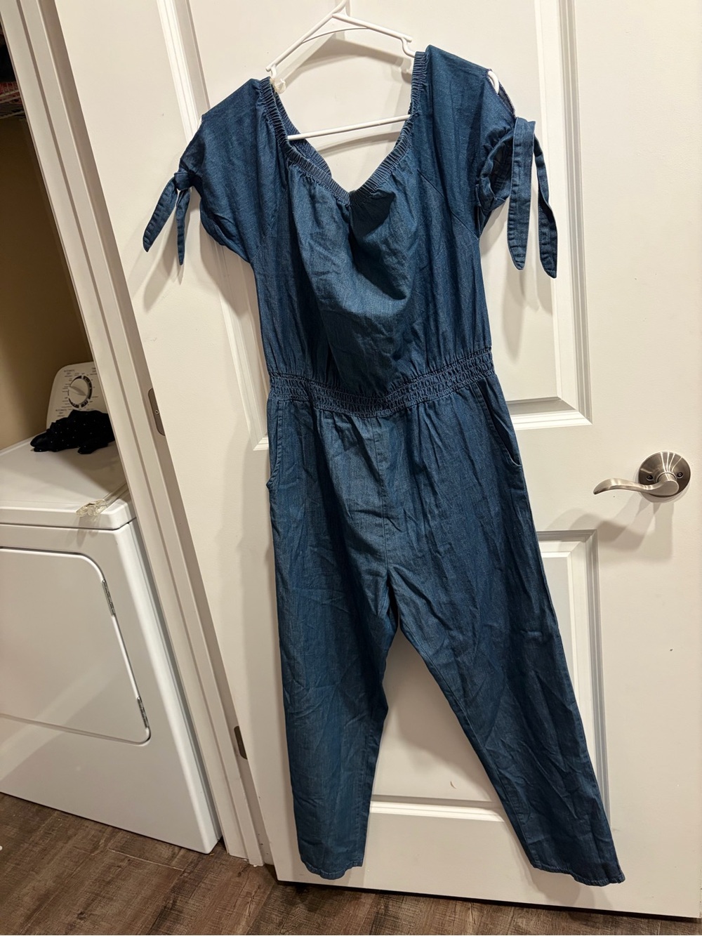 Derek Heart Women’s Denim Jumpsuit Size L